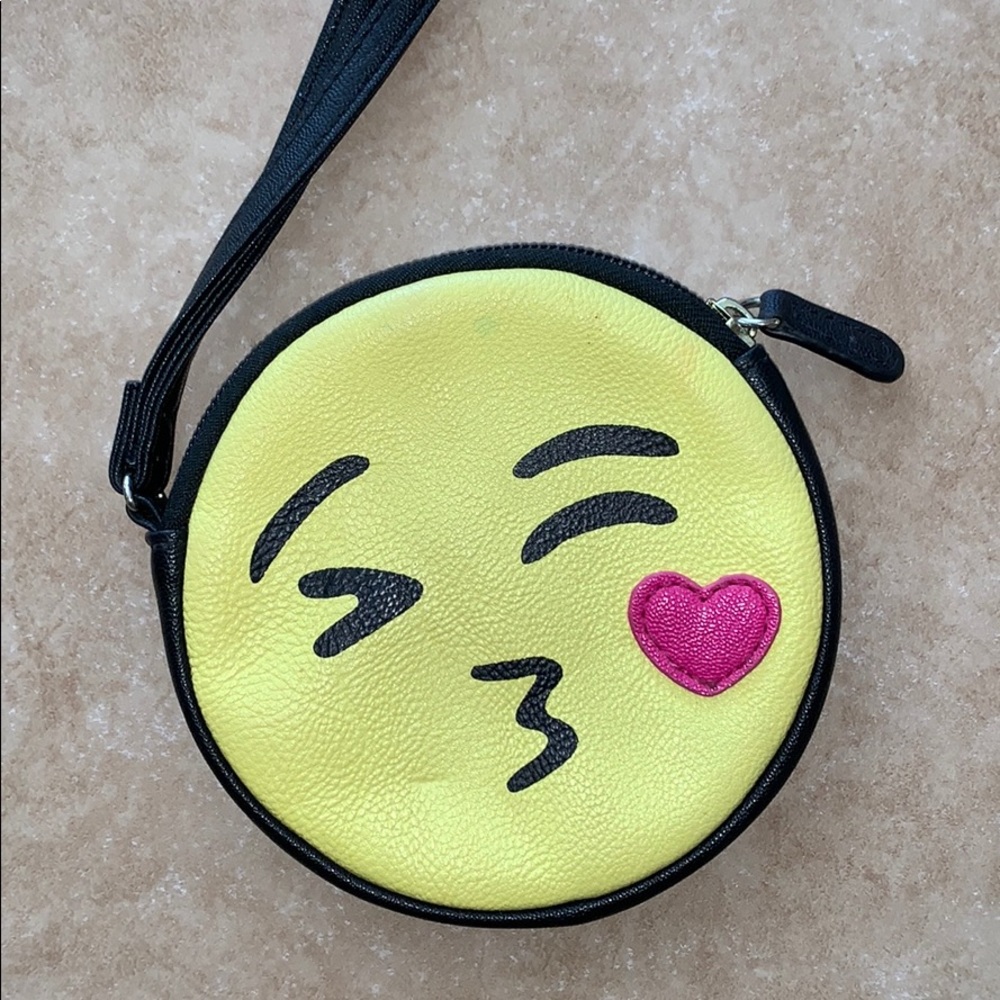 Betsey Johnson Kiss Wristlet 😘